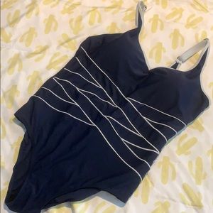 Very flattering one piece swimsuit